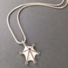 Webbed sapphire pendant - Image 2