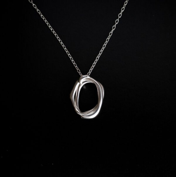 Small Flow Pendant 21x17mm
