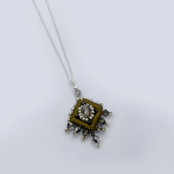 Necklace Embroidered Sparkle Olive