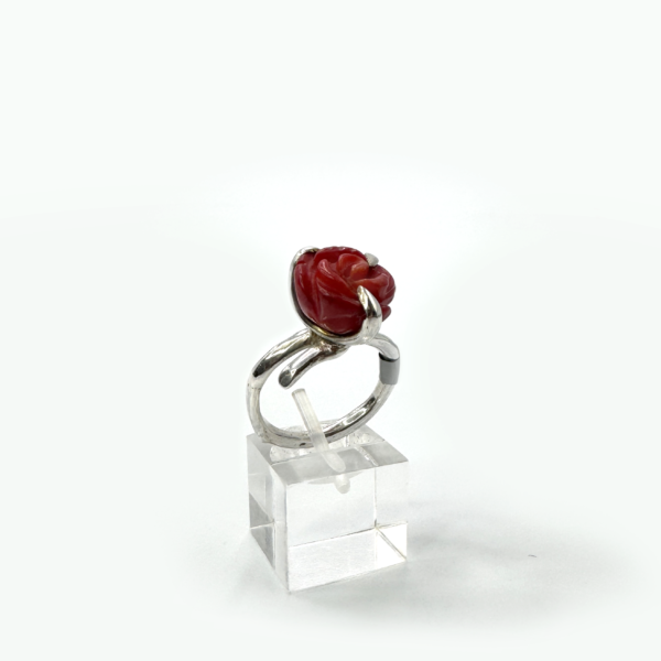 Red Rose Ring