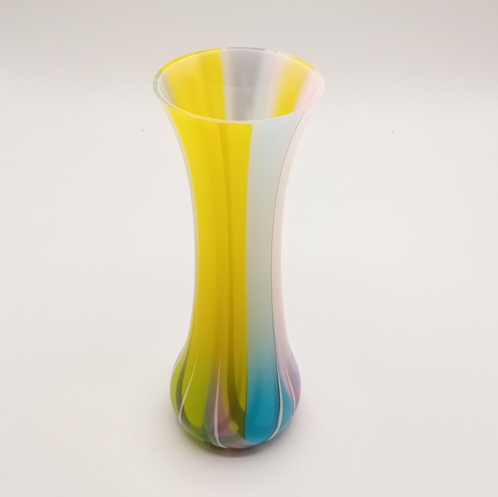 Small Tulip Vase Multi Coloured - Image 4