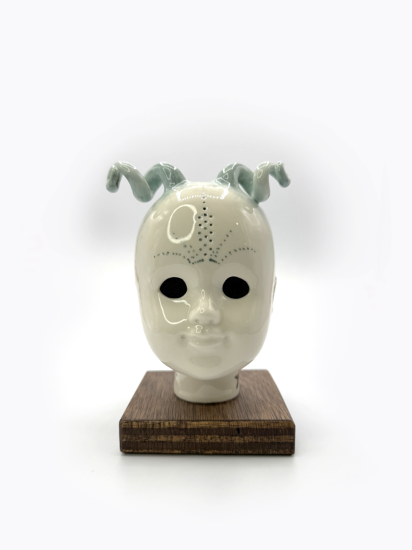 Doll Head Curly Horns