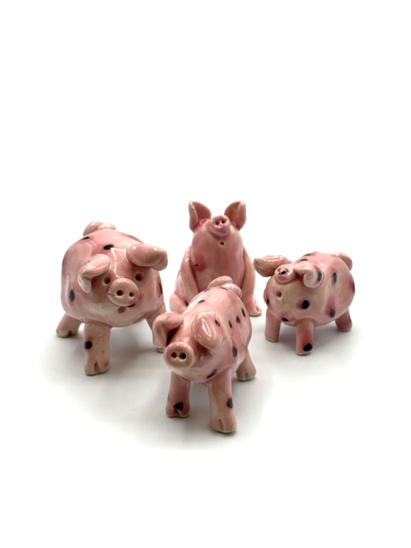 Large Ceramic Pig - Image 2